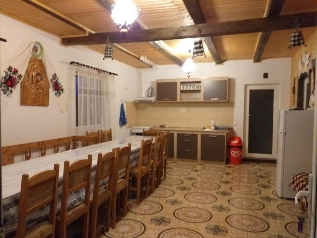 Casa Cupcea Villa Budeşti Екстериор снимка