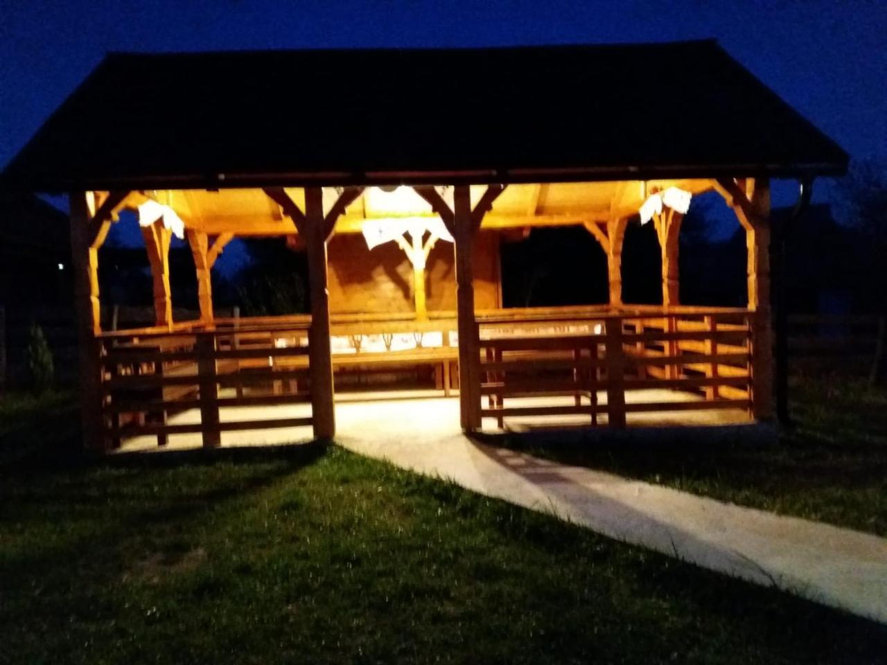 Casa Cupcea Villa Budeşti Екстериор снимка
